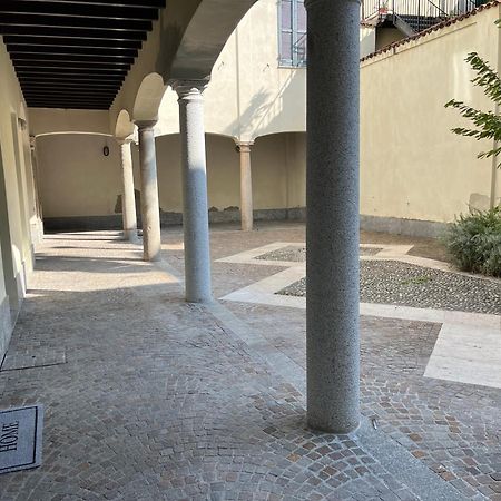Loft Matteotti - Studio In Centro 布斯托阿西齐奥 外观 照片